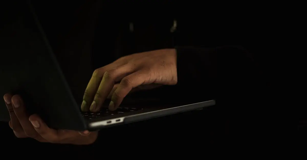 Comment naviguer en toute sécurité sur les sites de recherche de contact