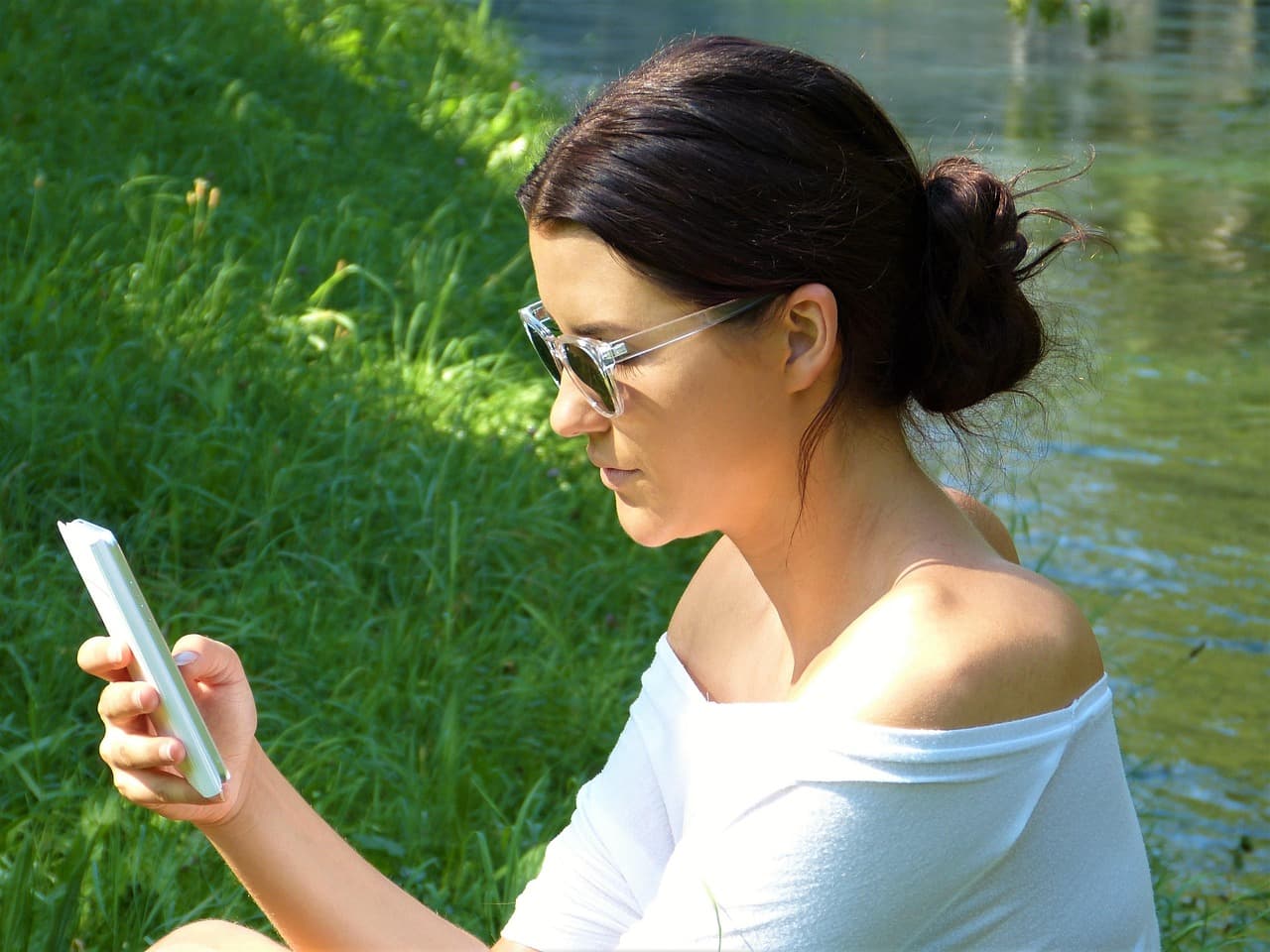 Comment trouver des informations de contact professionnelles rapidement